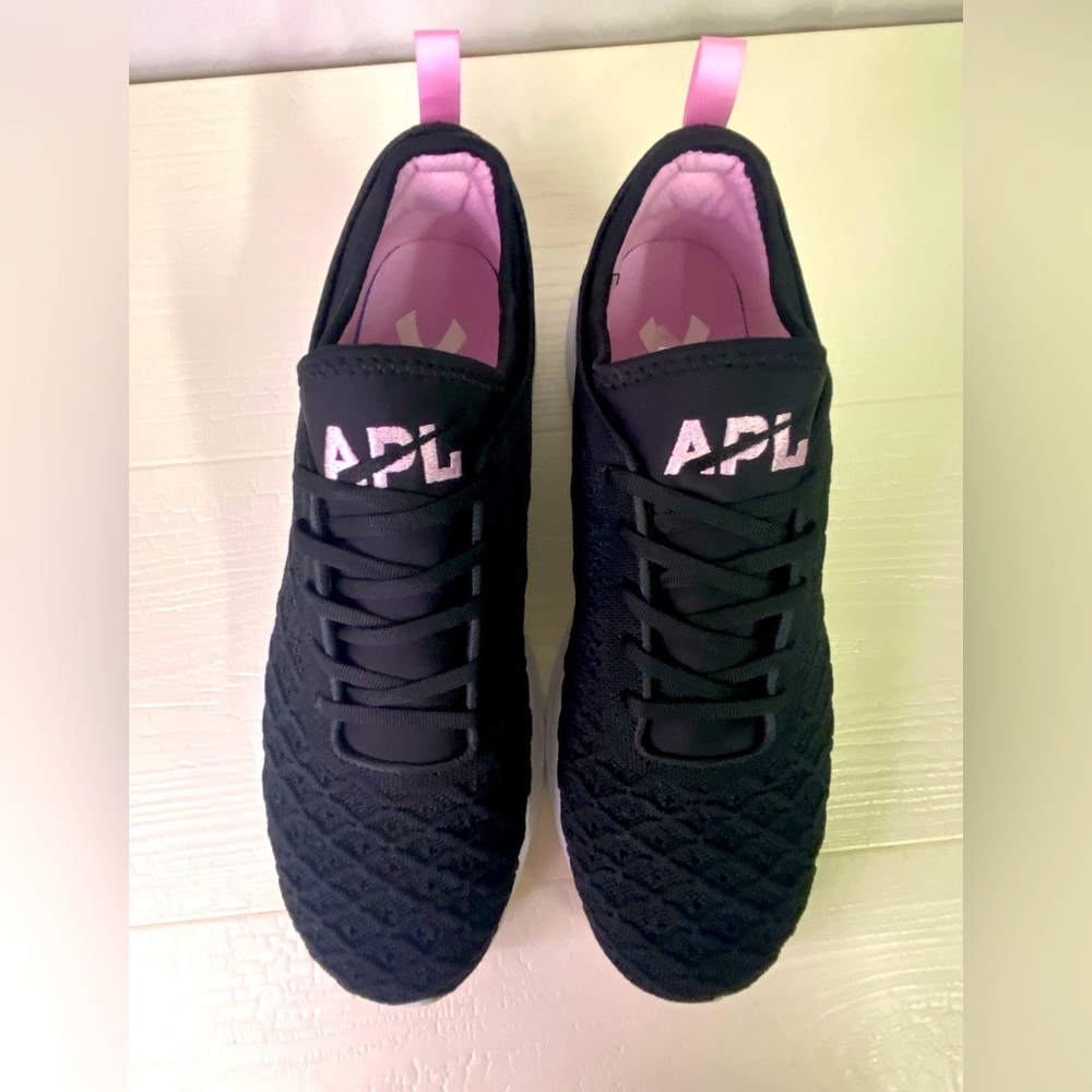 APL Techloom Phantom Breast Cancer Awareness limited edition Mens 11